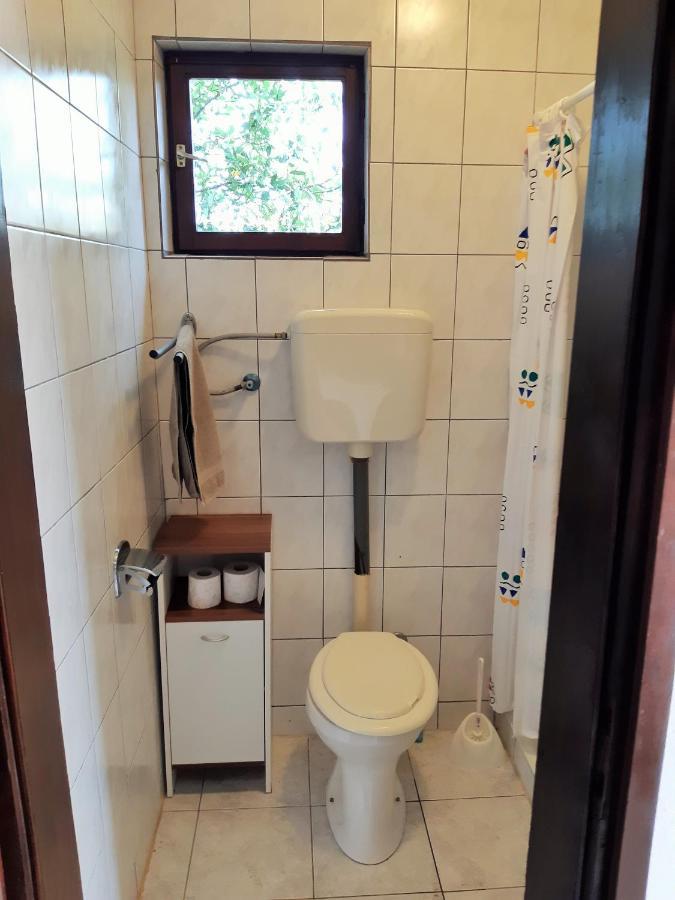 Dalmatino Apartmani Vir Eksteriør bilde