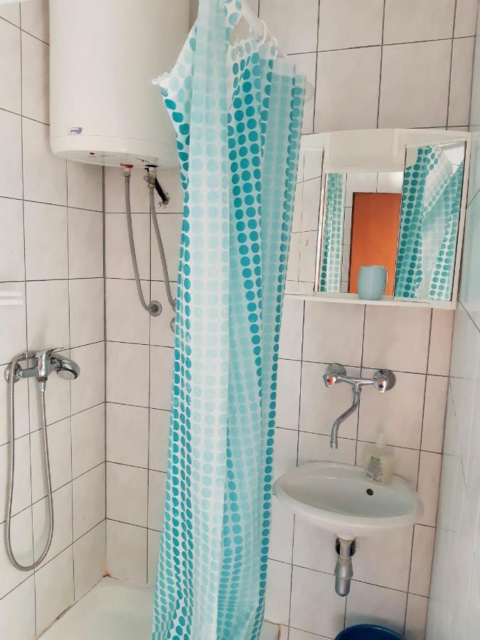 Dalmatino Apartmani Vir Eksteriør bilde
