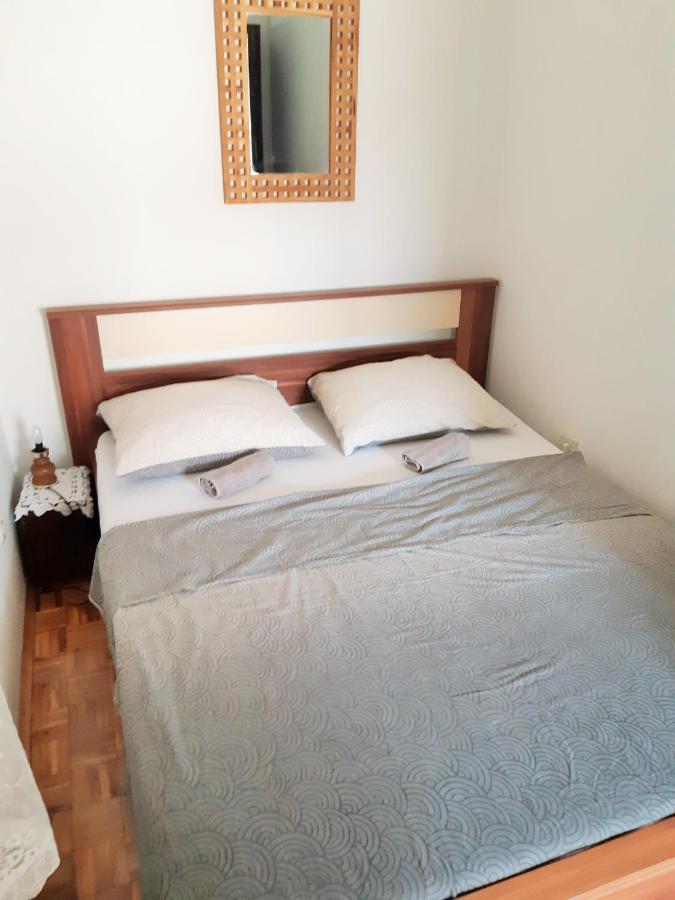 Dalmatino Apartmani Vir Eksteriør bilde